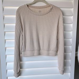 Gilly Hicks Sweater
